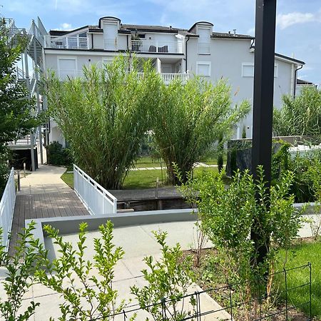 25H Spa-Residenz Best Sleep Privat Garden & Pools Neusiedl am See Exterior photo
