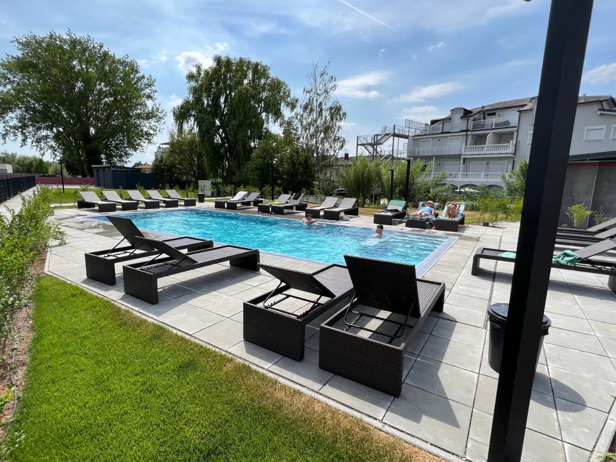 25H Spa-Residenz Best Sleep Privat Garden & Pools Neusiedl am See Exterior photo