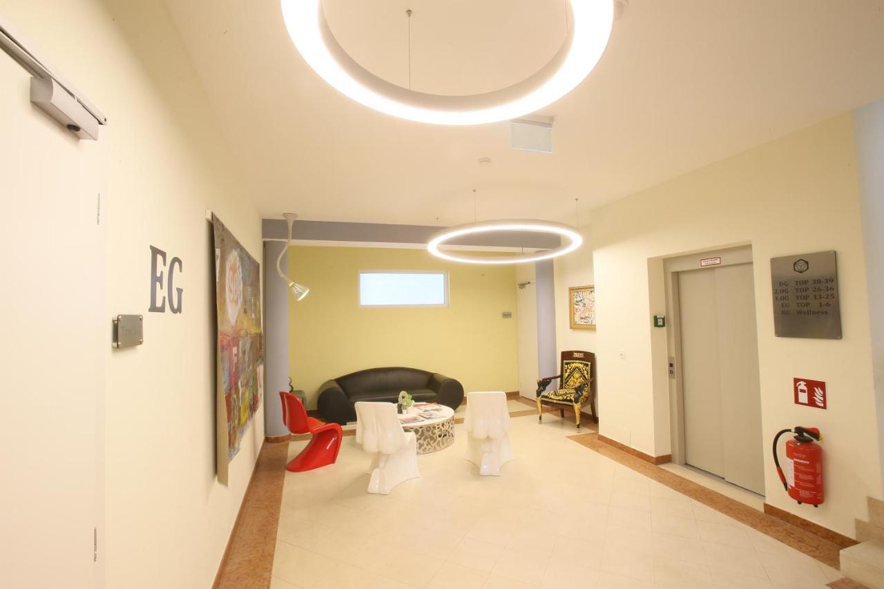25H Spa-Residenz Best Sleep Privat Garden & Pools Neusiedl am See Exterior photo