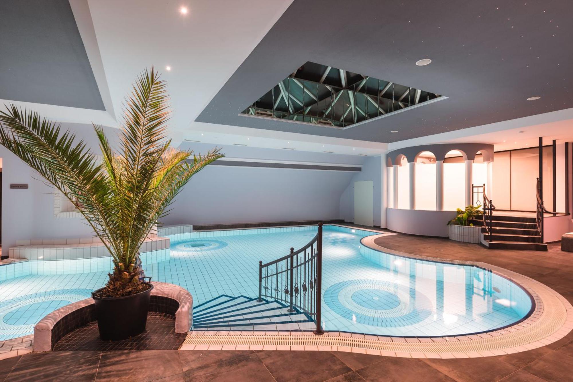 25H Spa-Residenz Best Sleep Privat Garden & Pools Neusiedl am See Exterior photo
